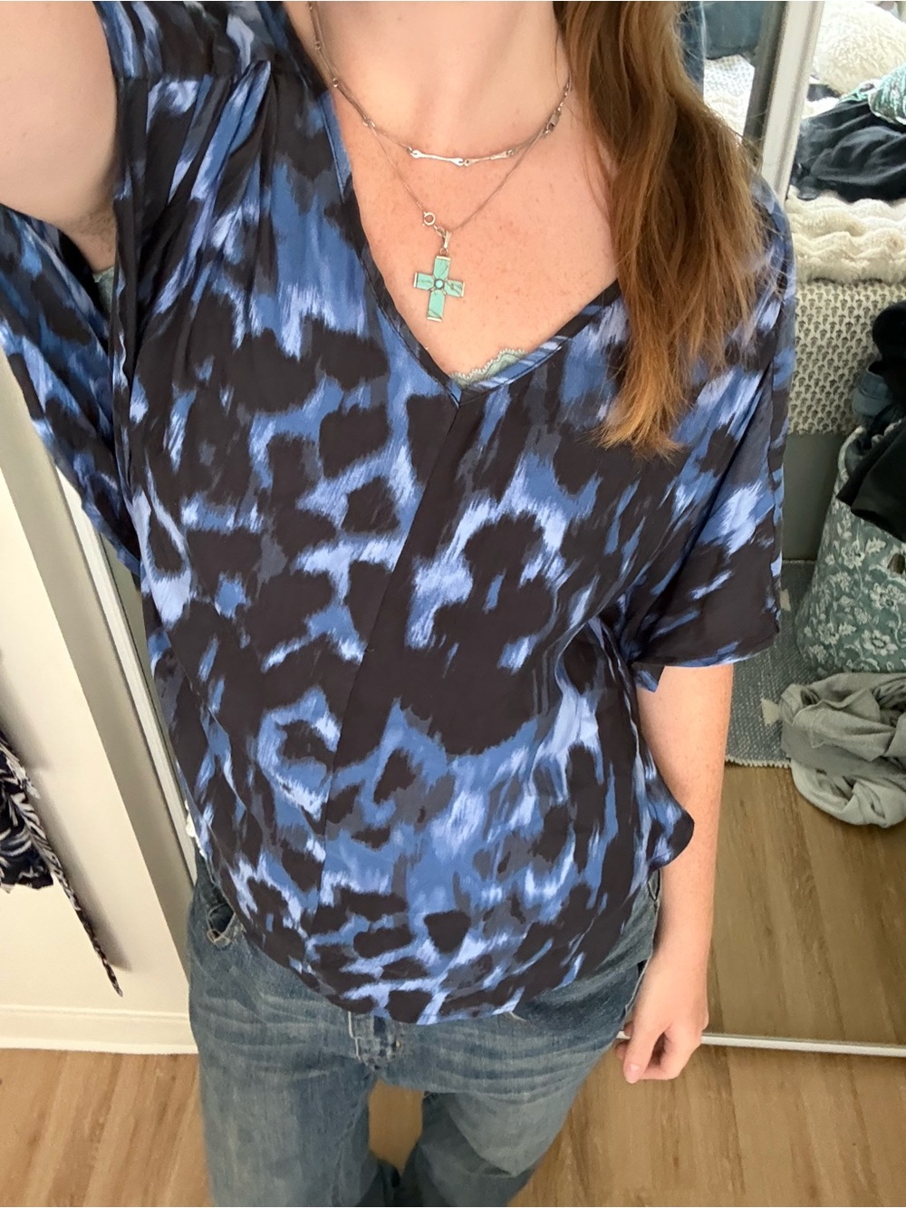 Womens Blue Leopard Print V-Neck Blouse